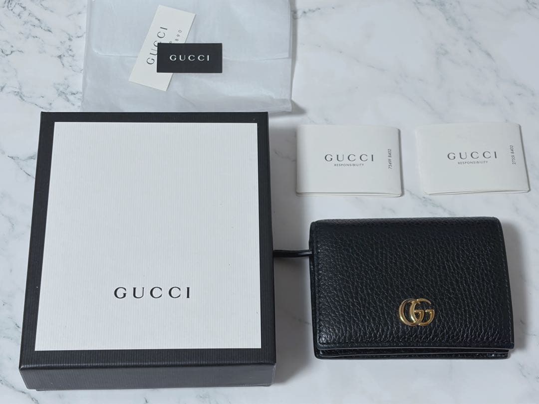 GUCCI 二つ折り財布 GG カードケース ウォレット ブラック