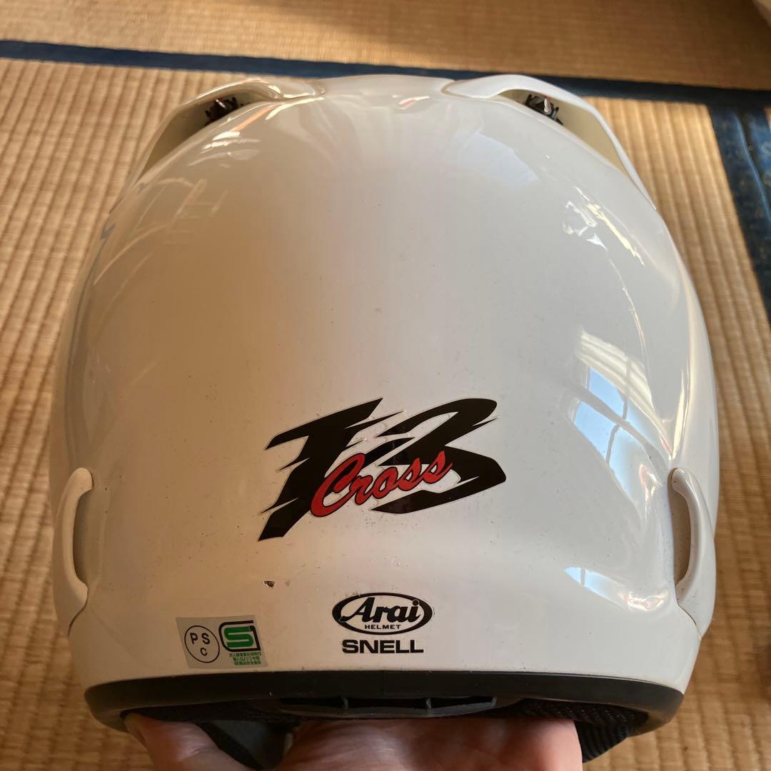 アライ Vクロス3ヘルメット