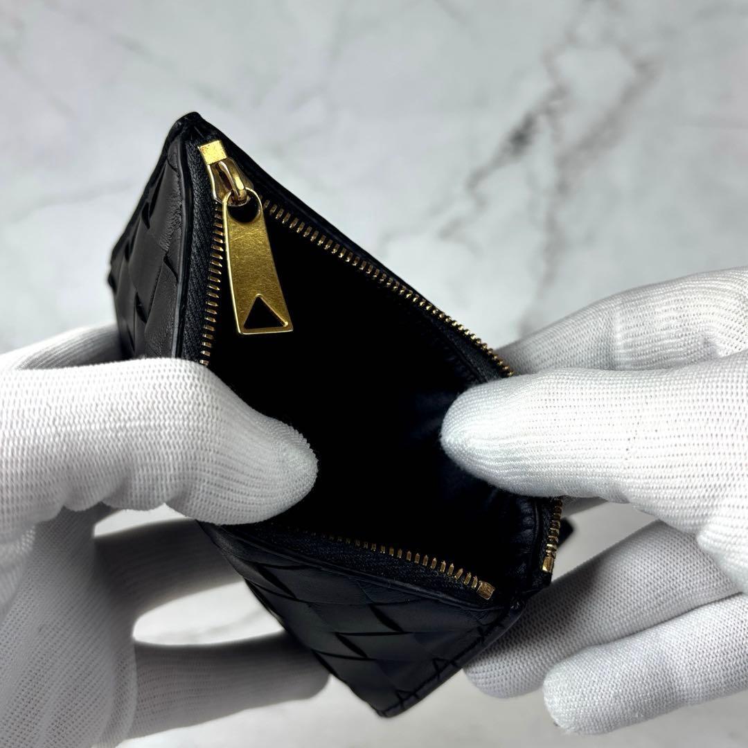 BOTTEGA VENETA ブラック 二つ折り 財布 イントレチャート