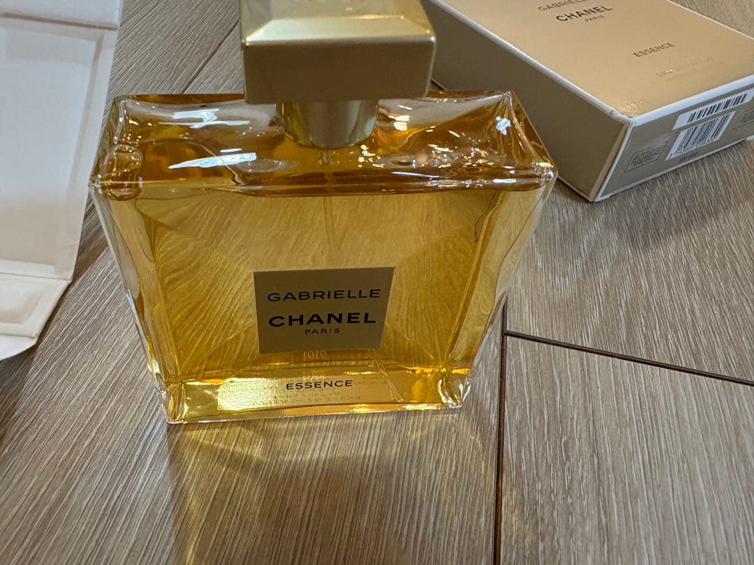 最終価格 CHANEL GABRIELLE ESSENCE 100ml