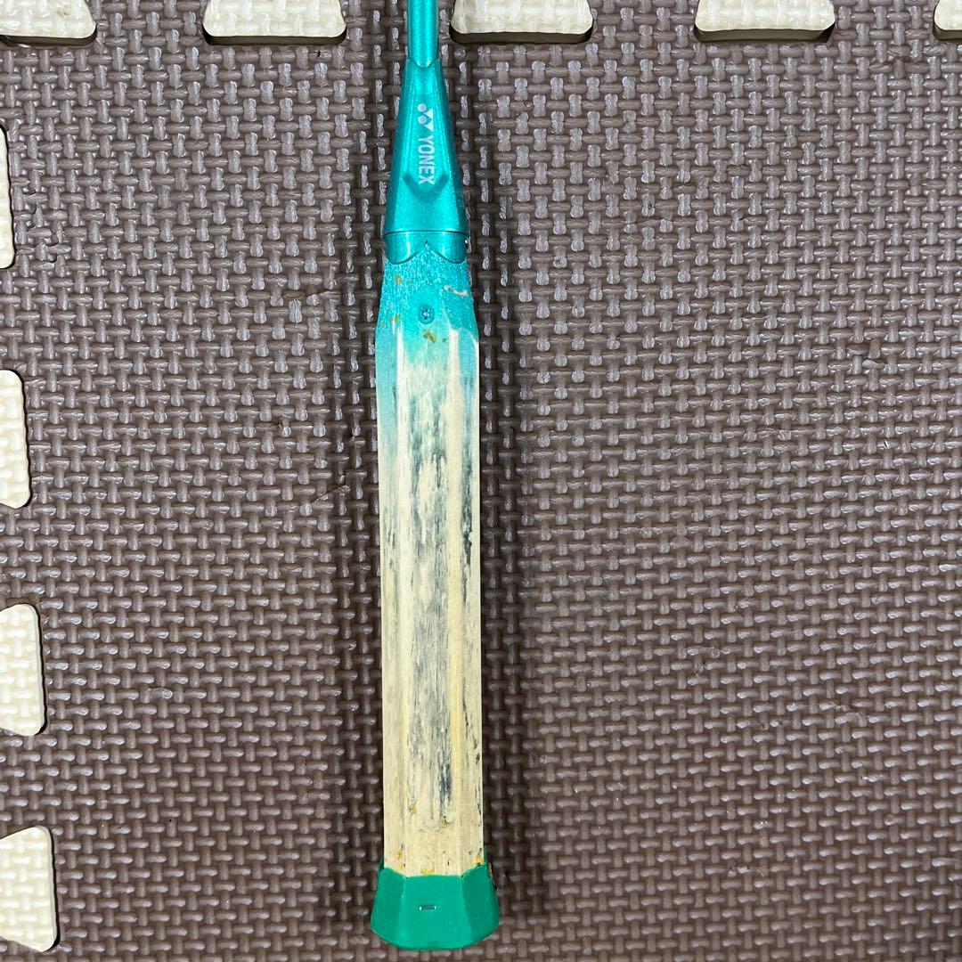 バドミントンラケット アストロクス88D廃盤