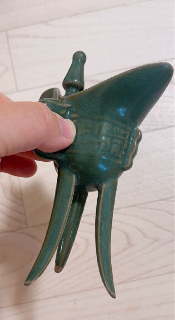 汝瓷绿釉高爵杯　酒器 爵杯 古玩 旧家収蔵 爵 陶芸　古美術品