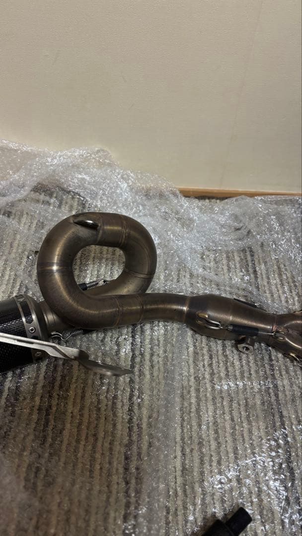 MT07/yzfr7 アクラポビッチ フルエキゾーストマフラー