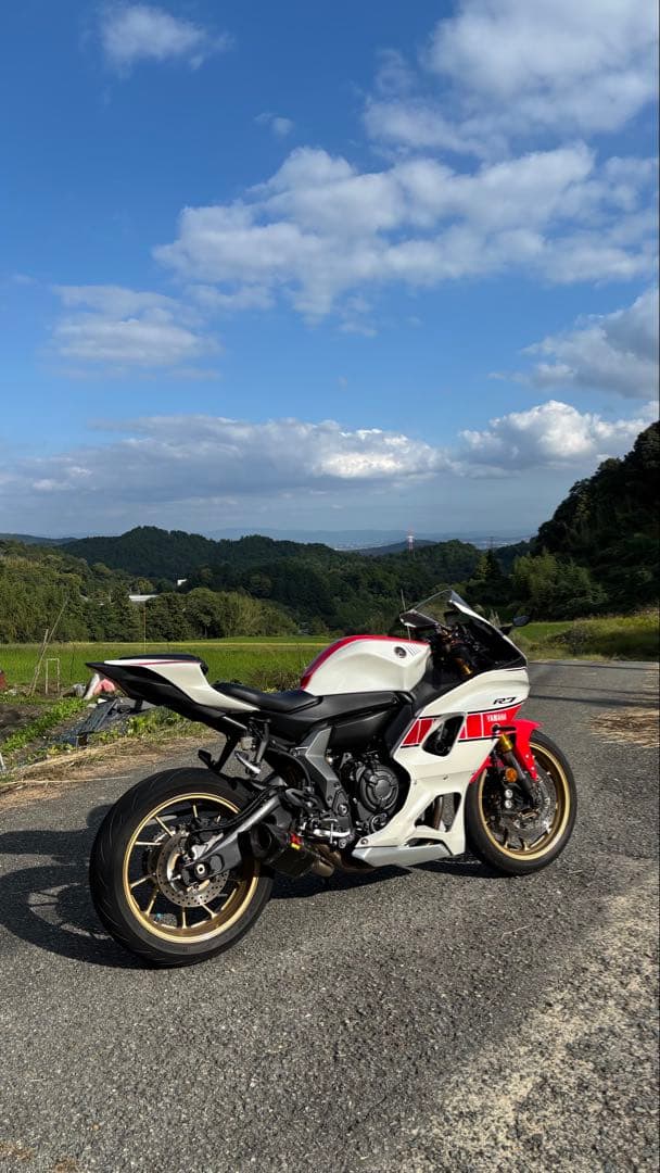 MT07/yzfr7 アクラポビッチ フルエキゾーストマフラー