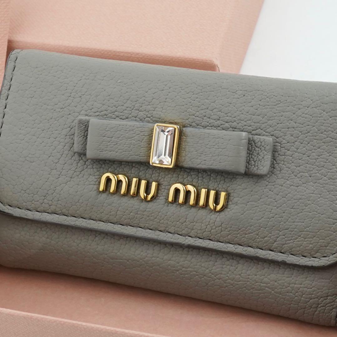 ✨極美品・箱保証書✨　ミュウミュウ　キーケース　RFID クリスタル　リボン