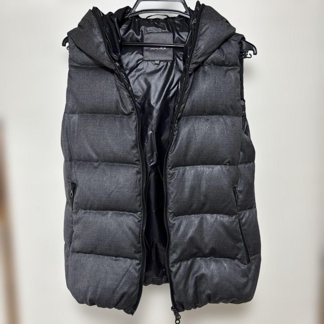 Duvetica 濃グレー×ブラック ダウンベスト