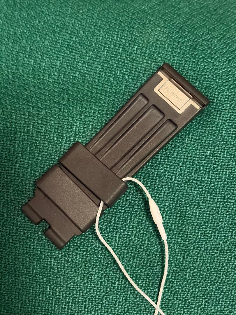 パネライ　純正ラバーベルト　22-20ミリ　未使用品