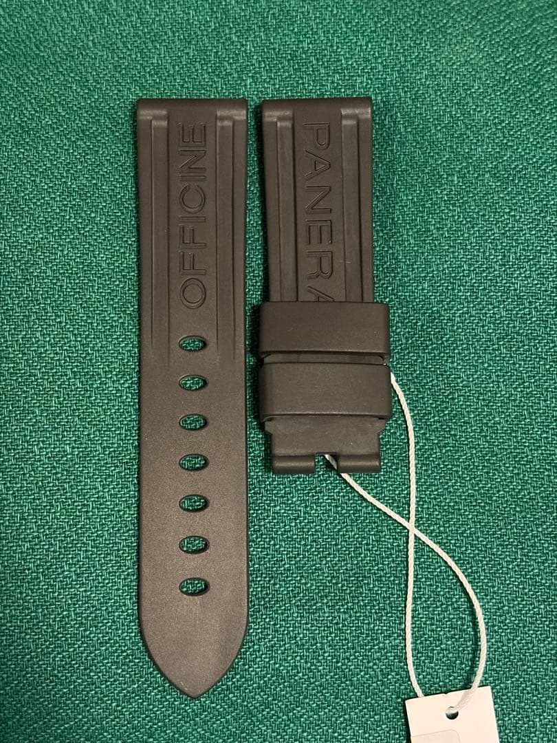 パネライ　純正ラバーベルト　22-20ミリ　未使用品