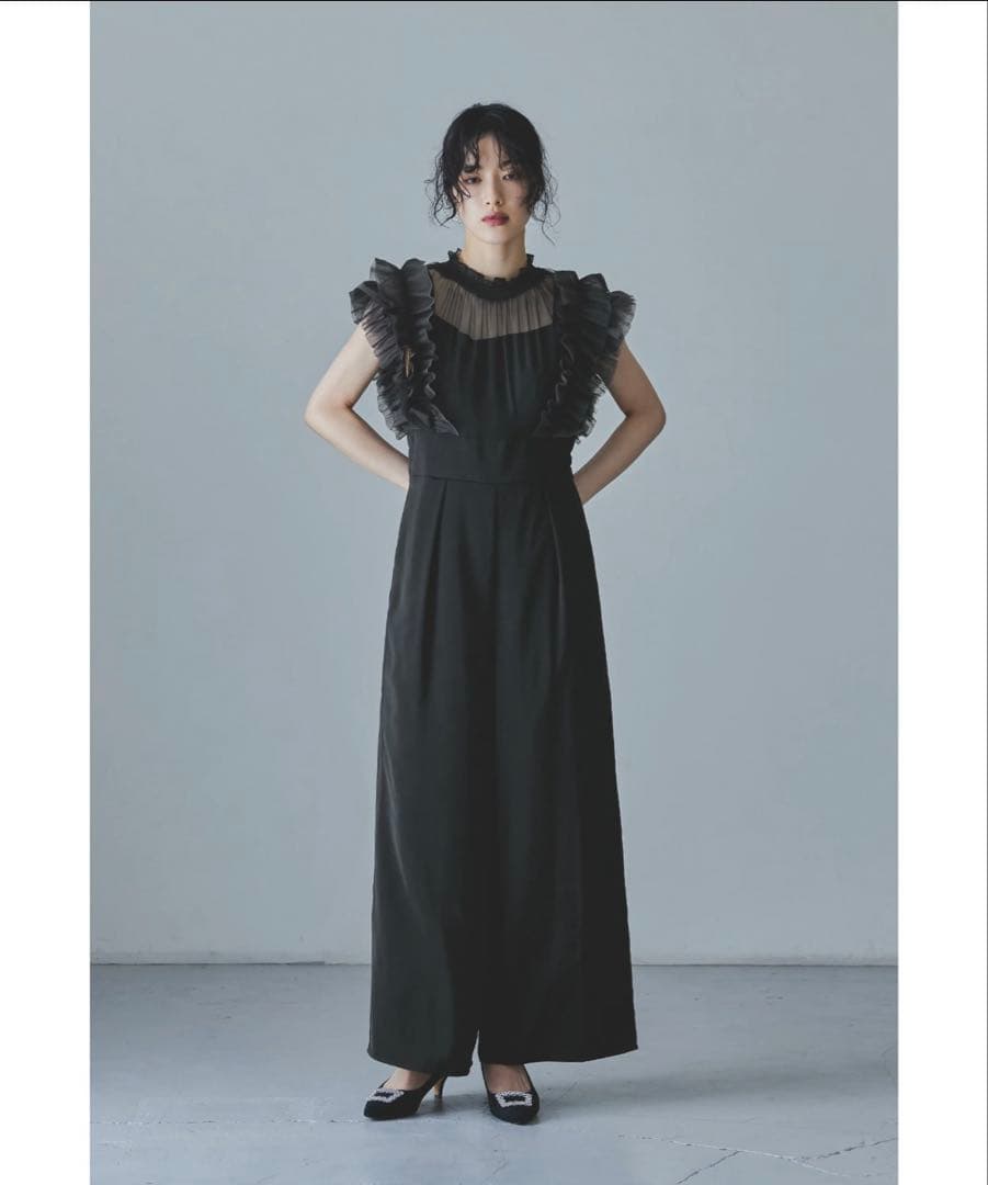 niana フリルハイウエストワイドパンツドレス オールインワン　黒