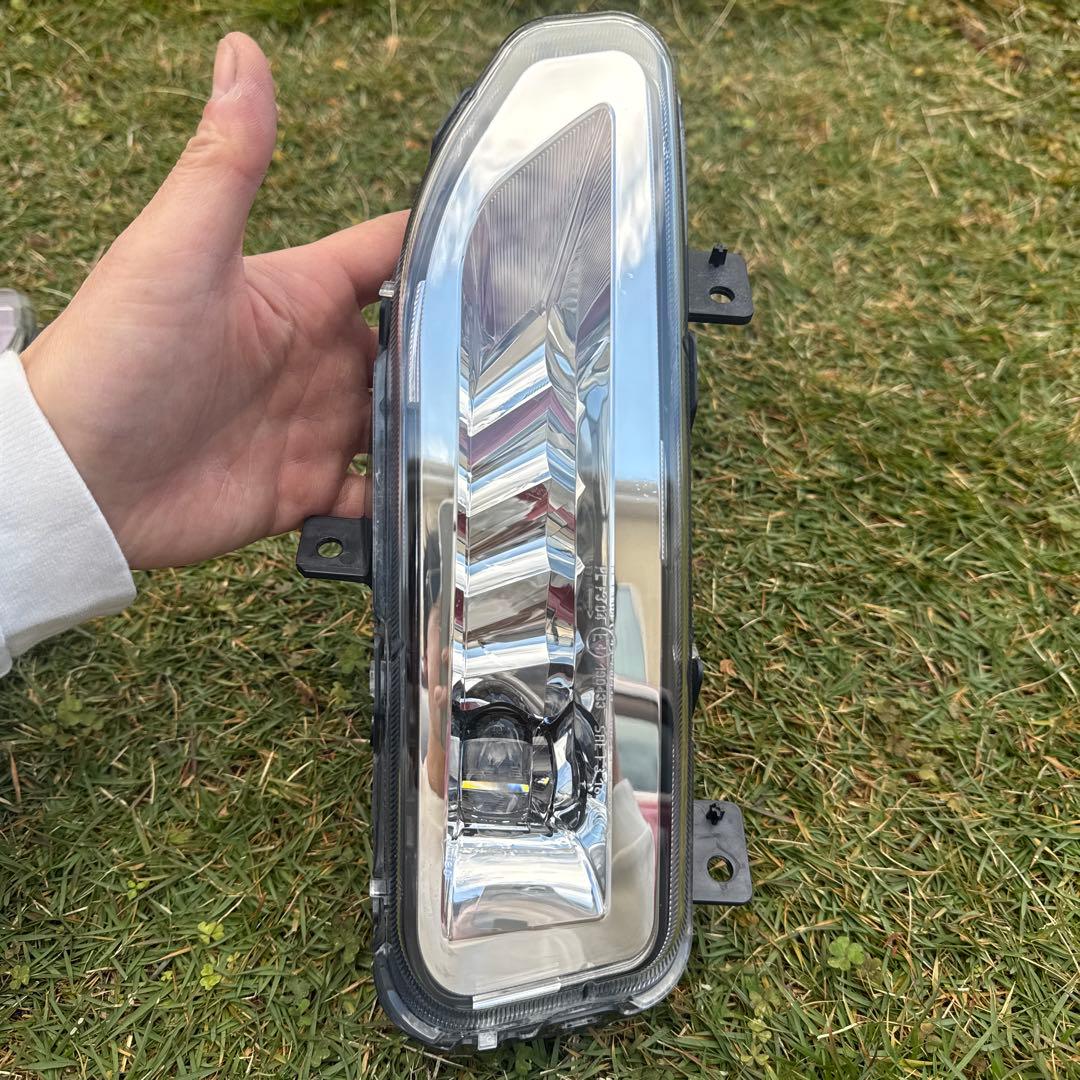 日産純正 LEDフォグランプ C27セレナ T32エクストレイル ノート等