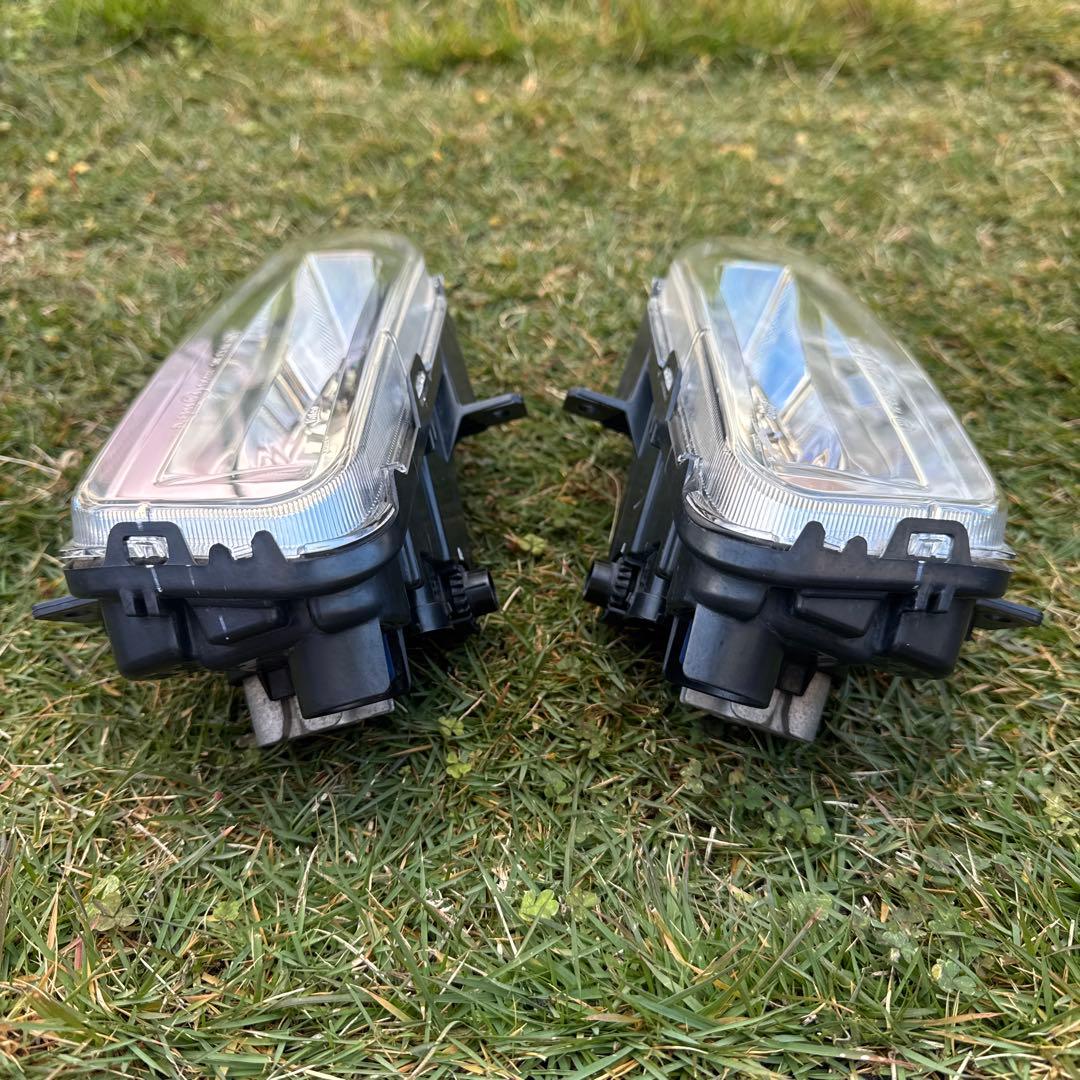 日産純正 LEDフォグランプ C27セレナ T32エクストレイル ノート等