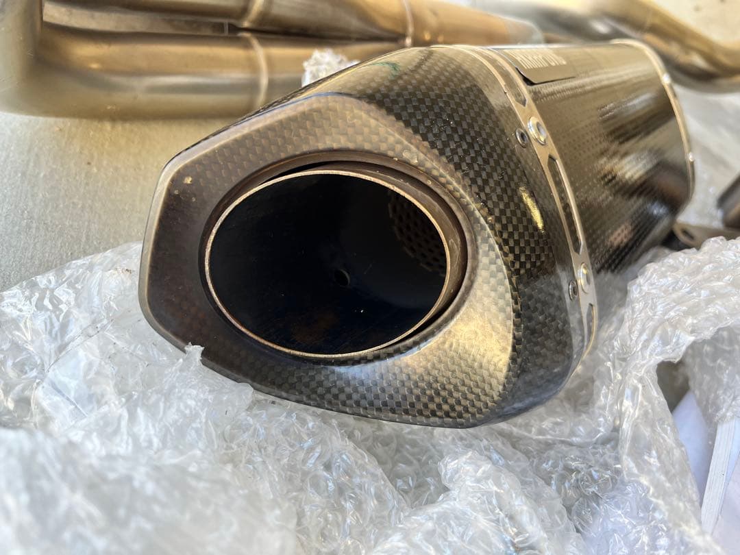 xsr900 マフラー フルエキ アクラポビッチ MT09 AKRAPOVIC