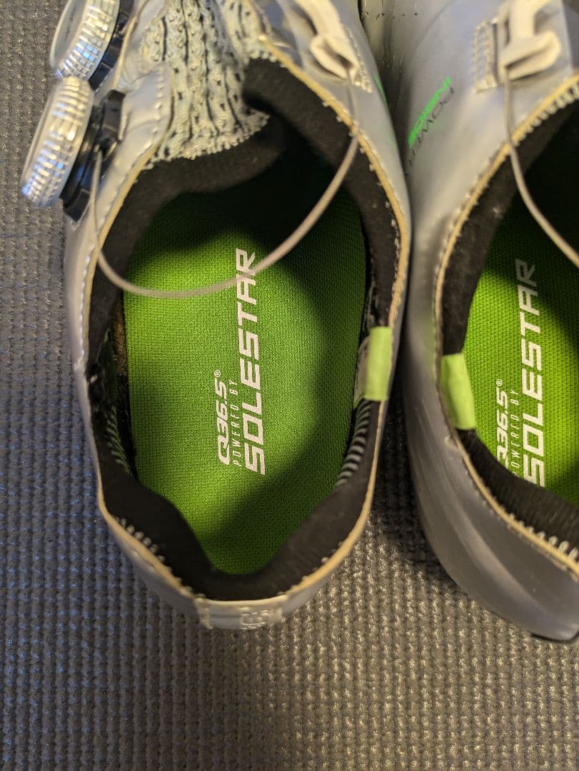 Q36.5ユニークシューズサイズEU39.5