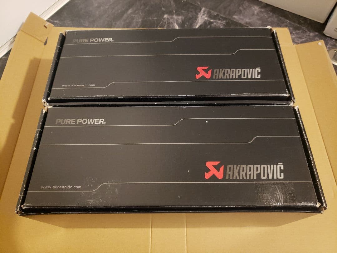 AKRAPOVIC アクラポビッチ ベンツ G63 エキゾースト サウンドキット