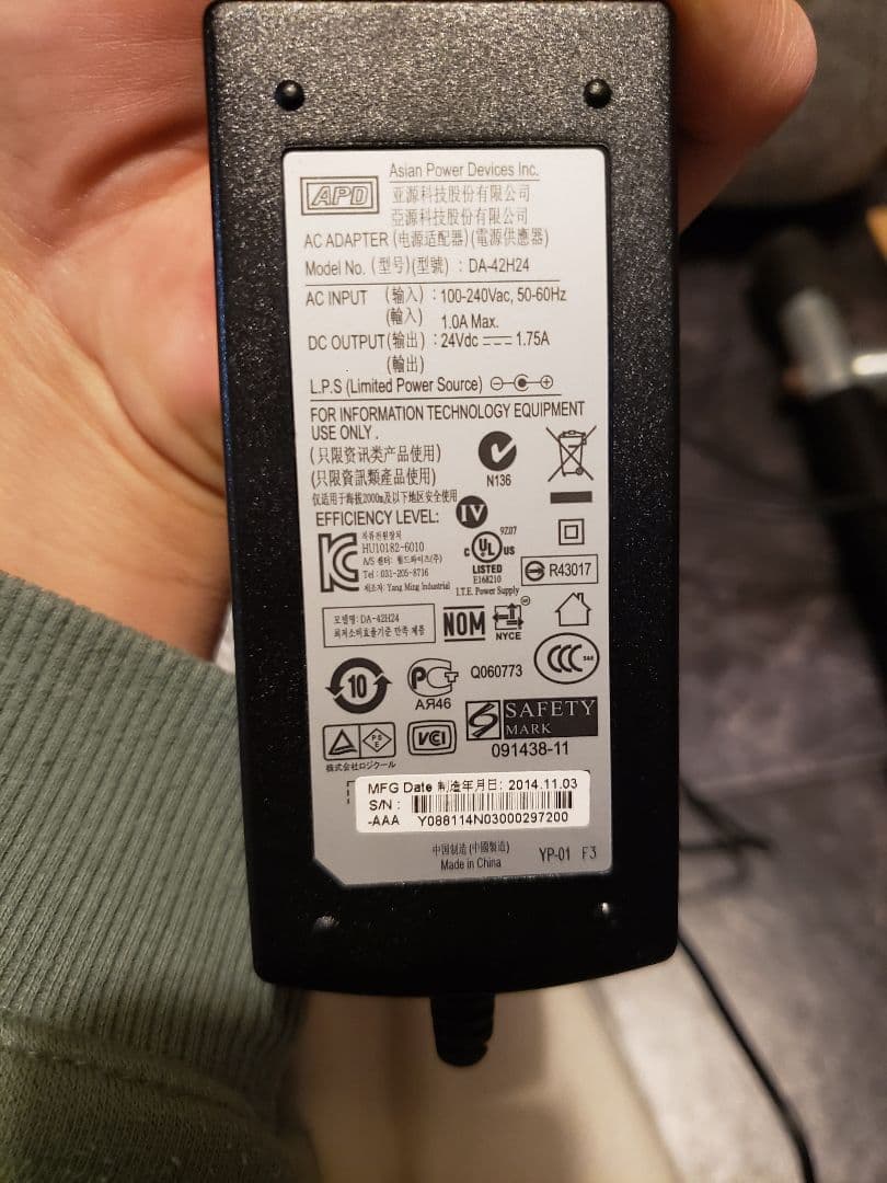 AKRAPOVIC アクラポビッチ ベンツ G63 エキゾースト サウンドキット