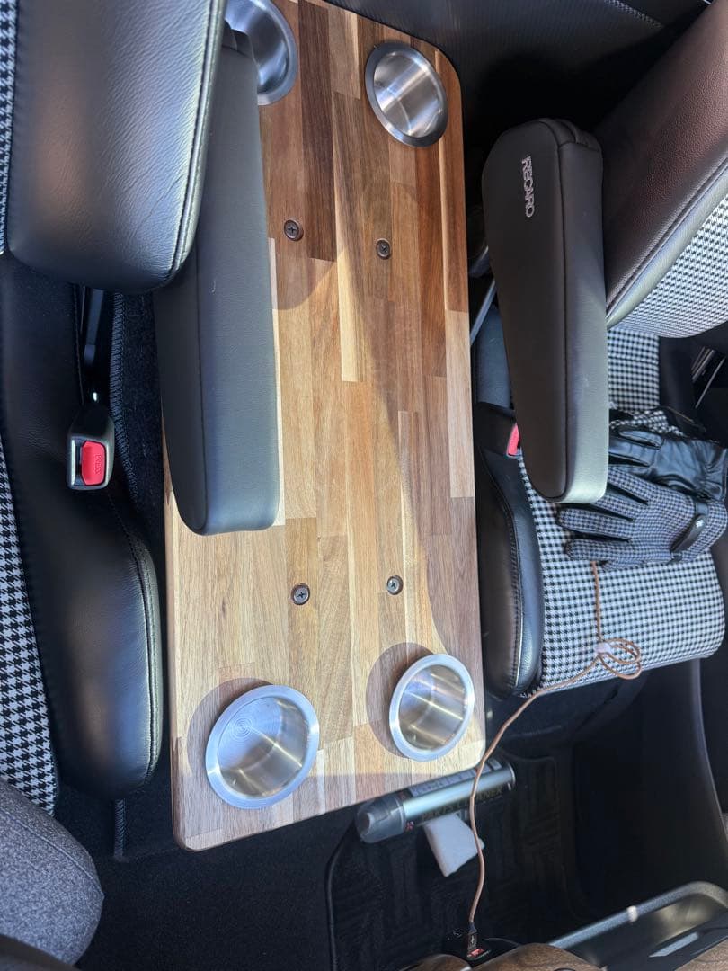 木製センターコンソールテーブル 4カップホルダー付き