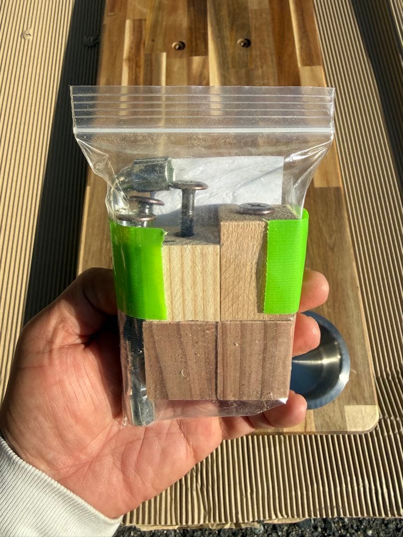 木製センターコンソールテーブル 4カップホルダー付き