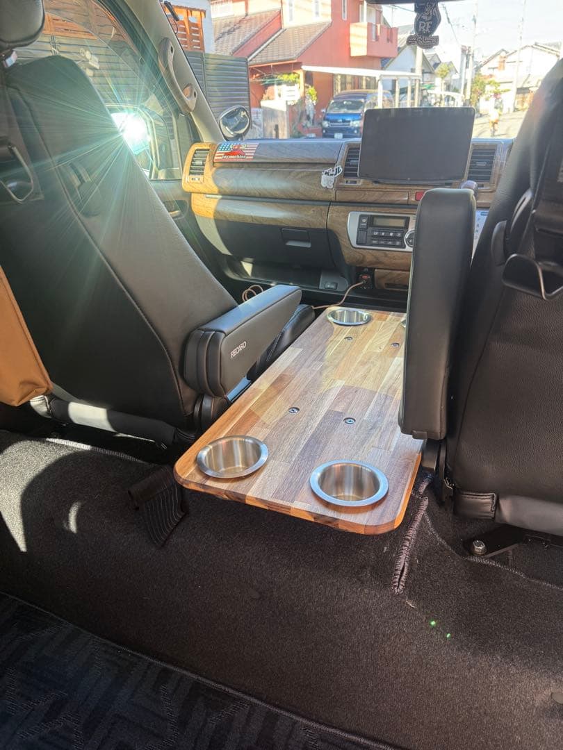 木製センターコンソールテーブル 4カップホルダー付き