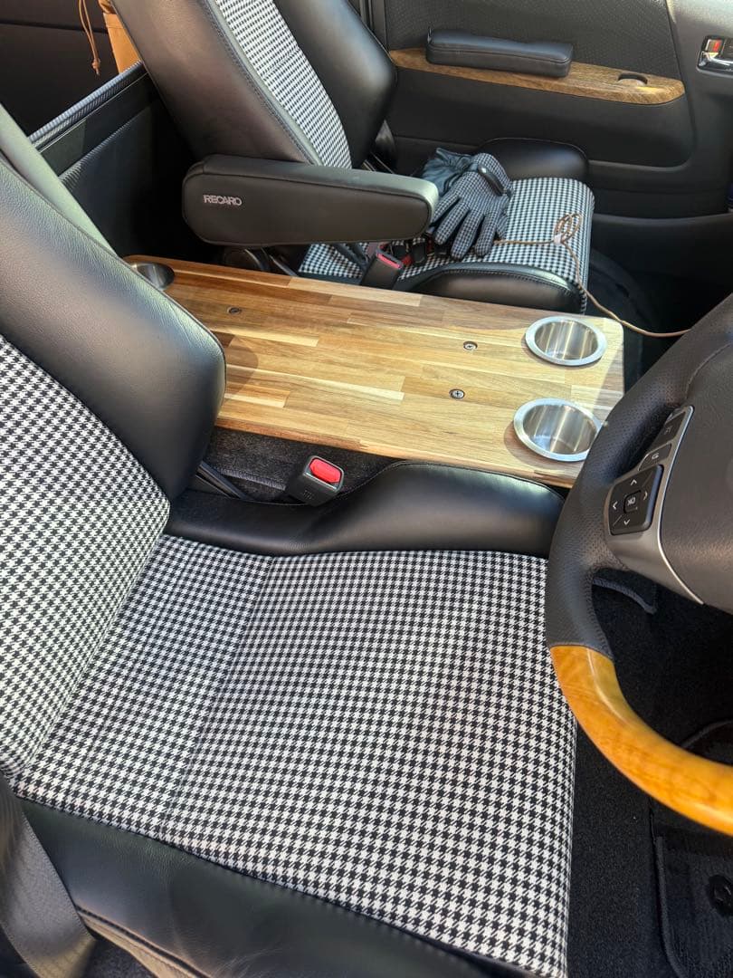 木製センターコンソールテーブル 4カップホルダー付き