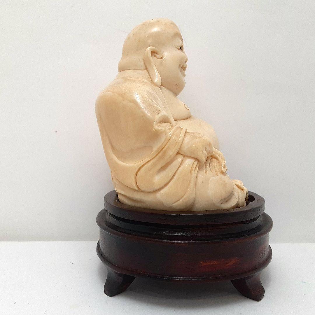 Y1701-5 細密彫刻 極上 布袋置物 唐木台付 総重量319.4g