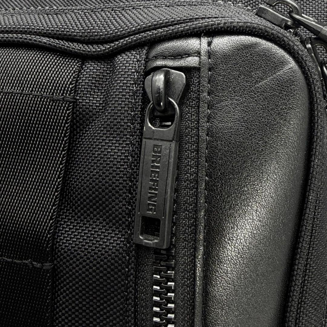 【美品】ブリーフィング TRINITY COMP ブラックライン リュック