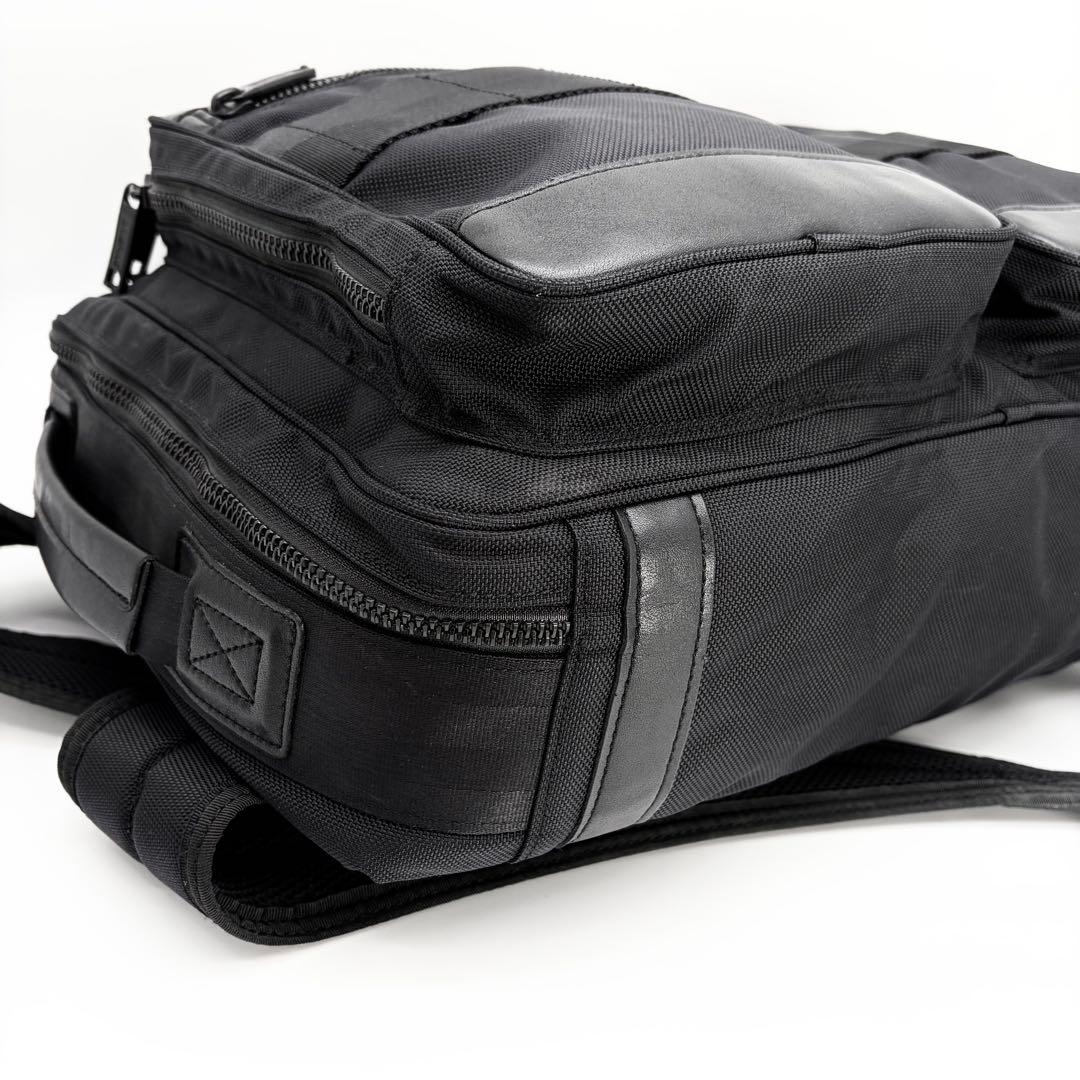 【美品】ブリーフィング TRINITY COMP ブラックライン リュック