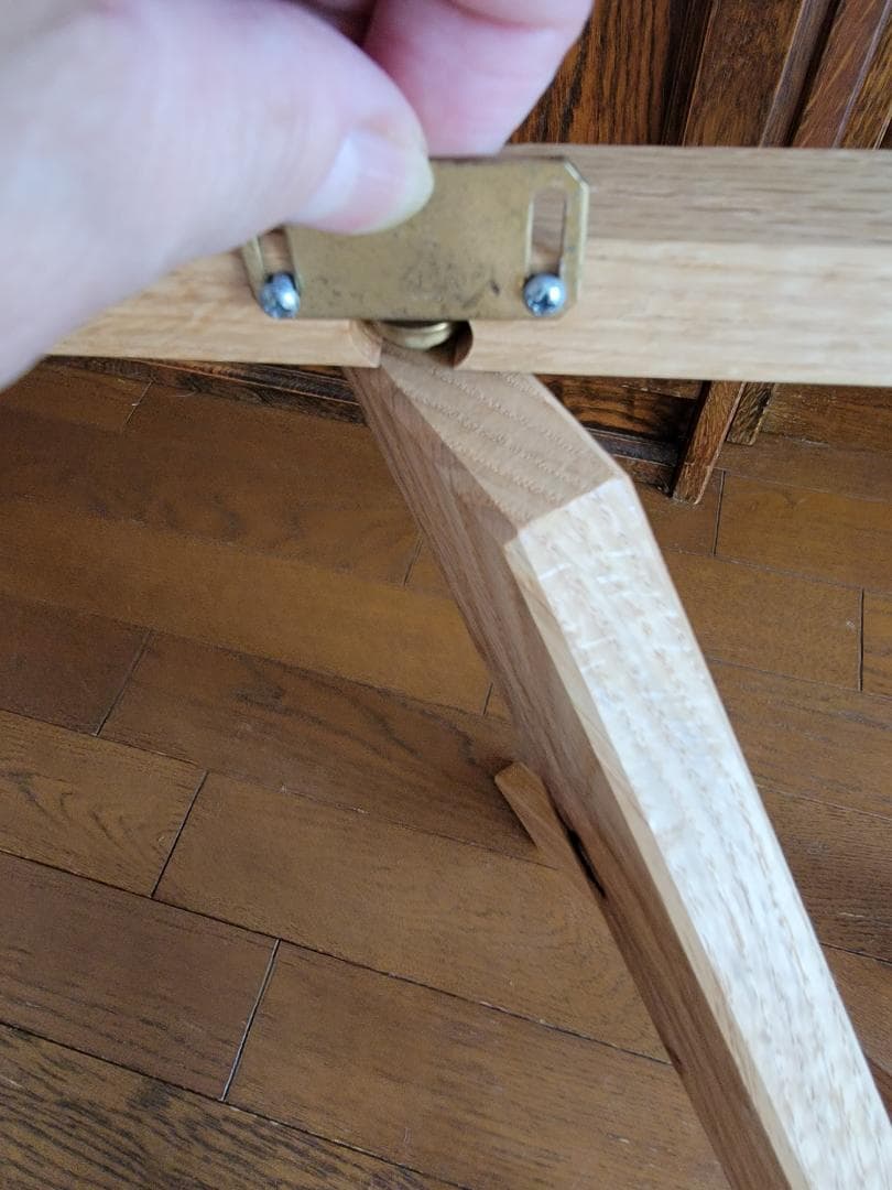 OUTSIDE INのクルカルテーブル