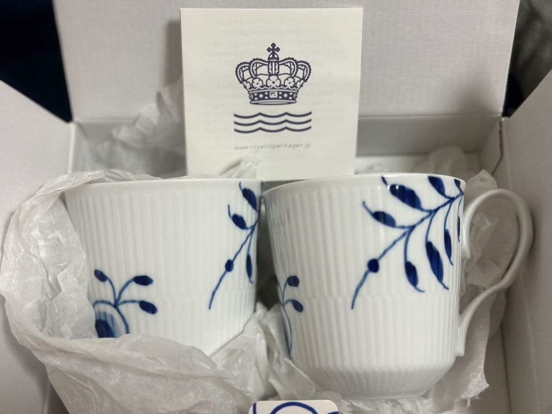 [新品] ロイヤルコペンハーゲン　ブルーフルーテッド メガ マグカップ ペア