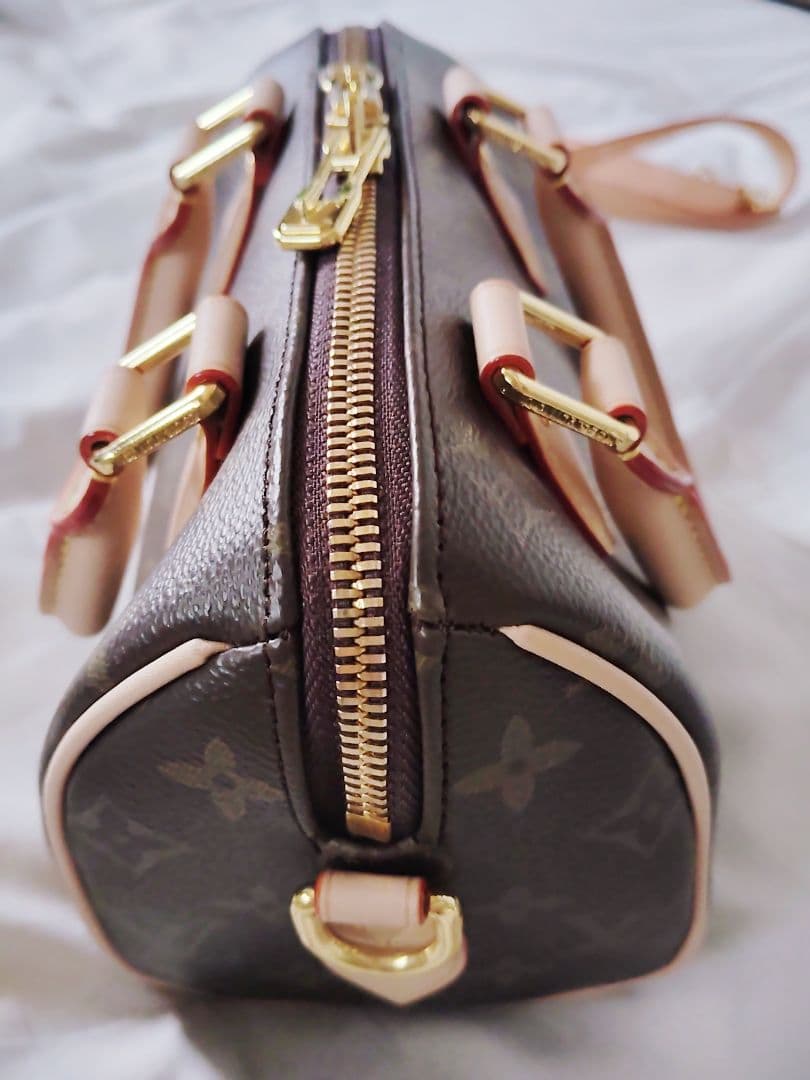 Louis Vuitton ブラウンレザーショルダーバッグ