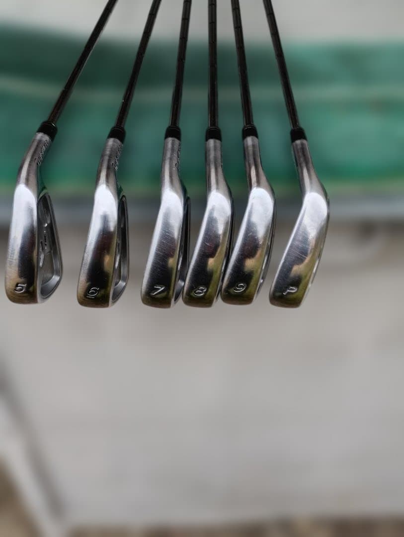 テーラーメイドラックLT2005