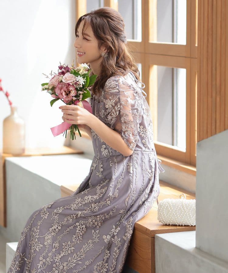 未使用 ハレモード シルバーグレー色系 Mサイズ ドレスワンピース 新品です