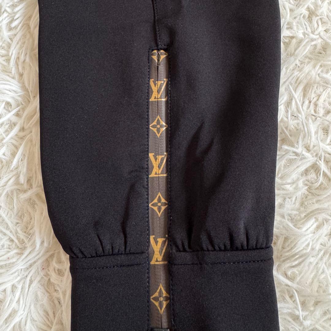 極美品　ルイヴィトン　カーゴパンツ　モノグラム　ブラック　Sサイズ　ジップ