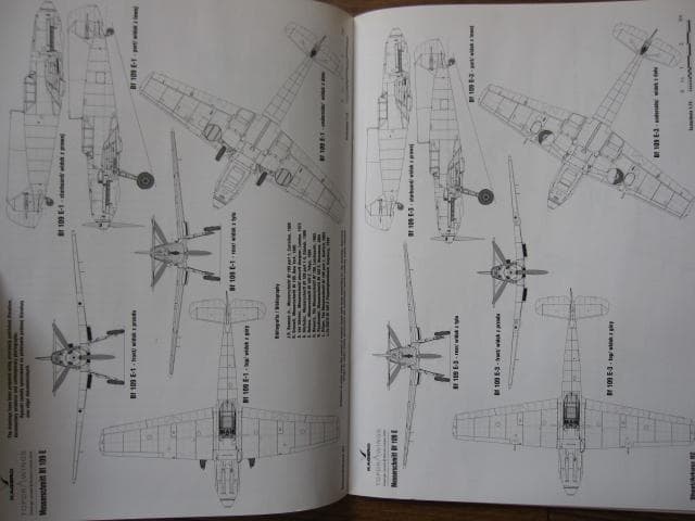 洋書 Messerschmitt Bf 109 E (Top Drawings)