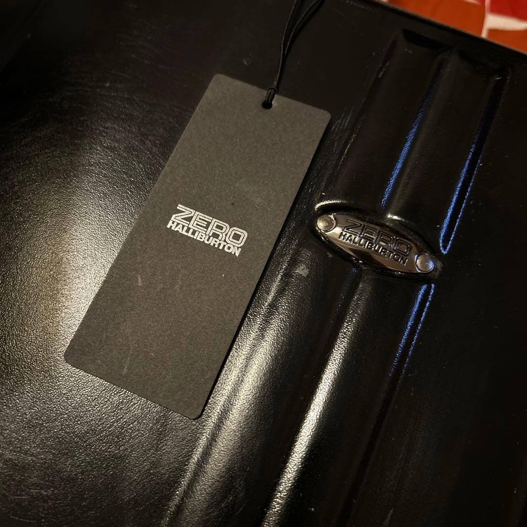 ZERO HALLIBURTON スーツケース