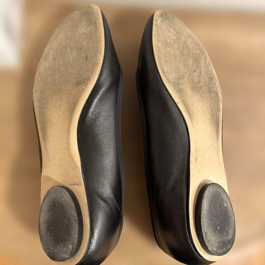 PIPPICHIC 黒レザーパールフラットシューズ24センチ