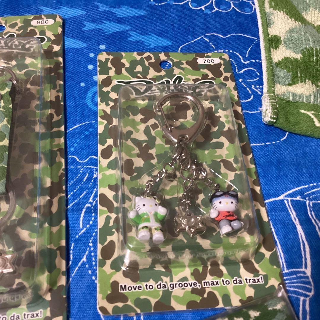 3434 D-st.Live ハローキティストラップ &リストバンド &ハンカチ