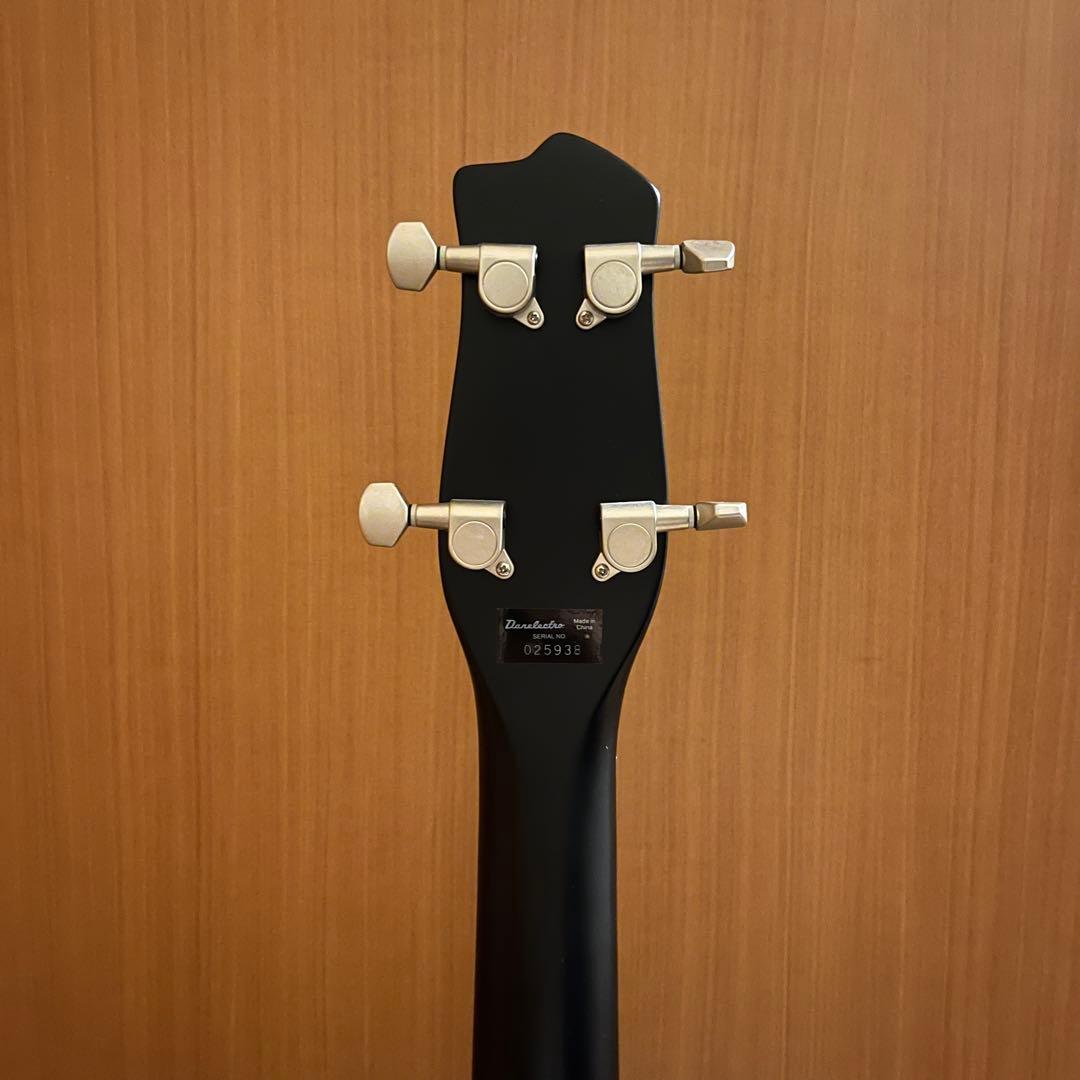 ダンエレクトロ ロングホーンベース ブラック