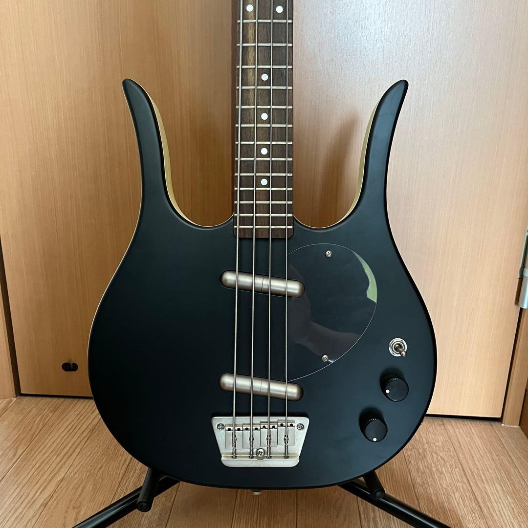 ダンエレクトロ ロングホーンベース ブラック