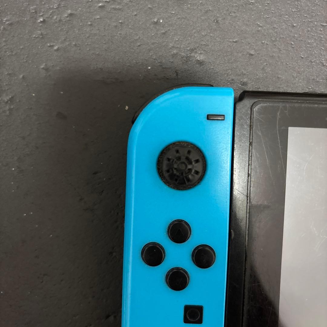 Nintendo Switch ジョイコン＆ケース付き