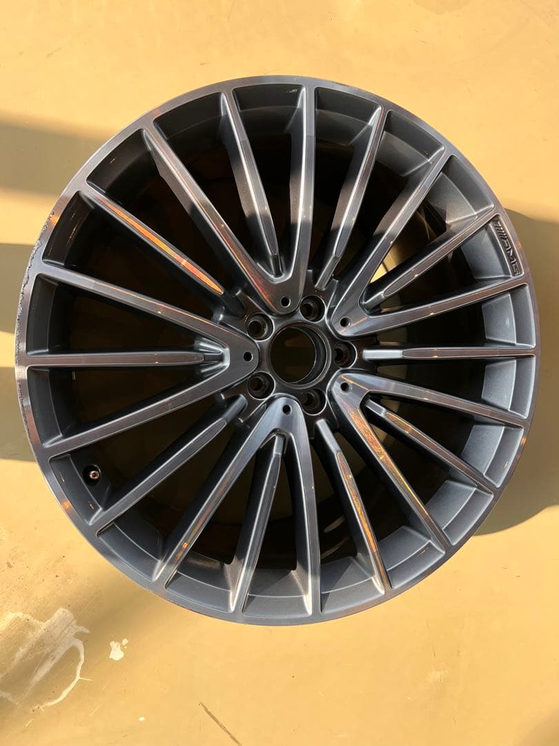 新型メルセデスベンツ　W223 Sクラス　AMG 21インチアルミ