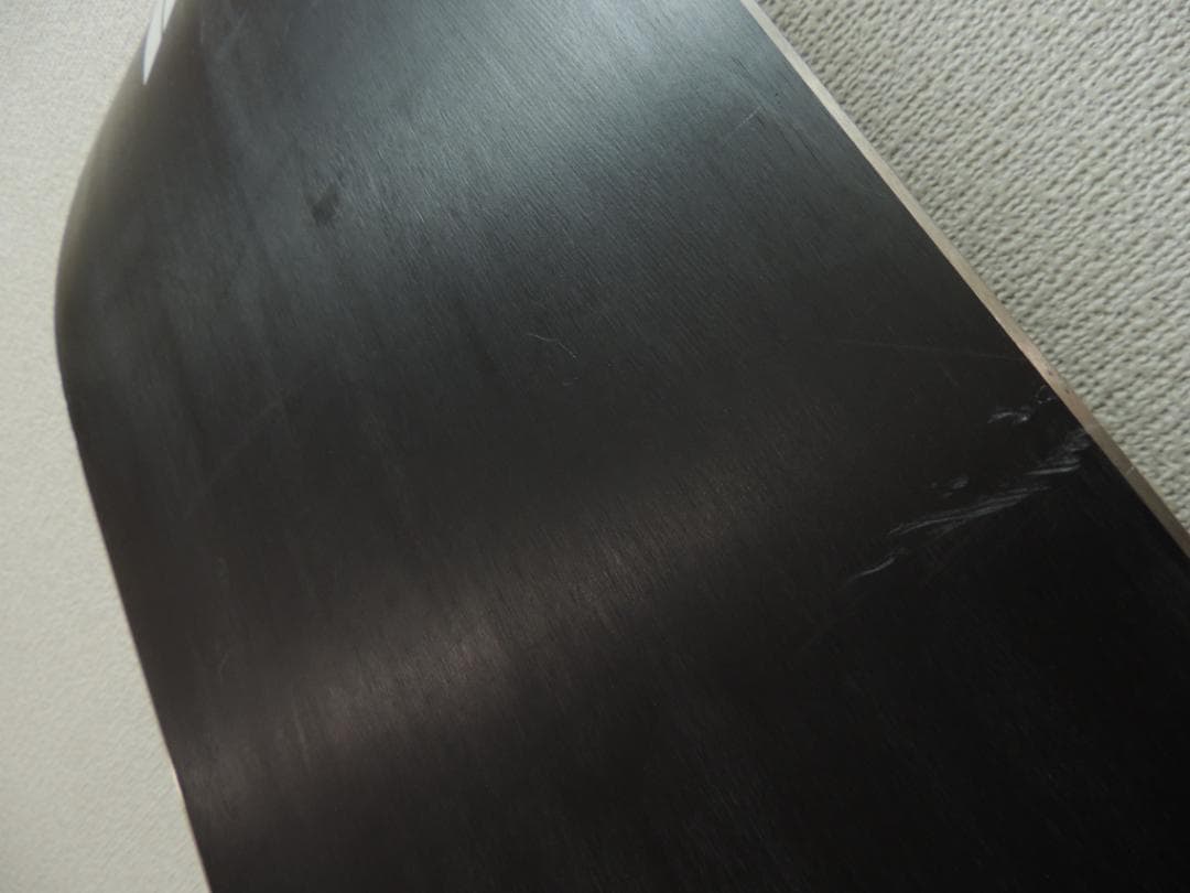 21-22 011Artistic BALANCE 148 スノーボード デッキ
