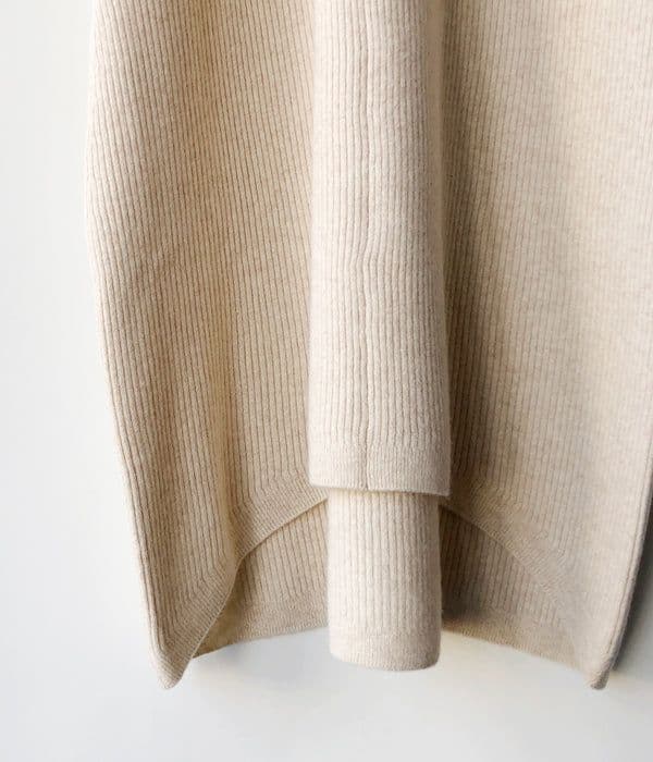 tan ワンピース　DOGLEG SLEEVES LONG ONEPIECE