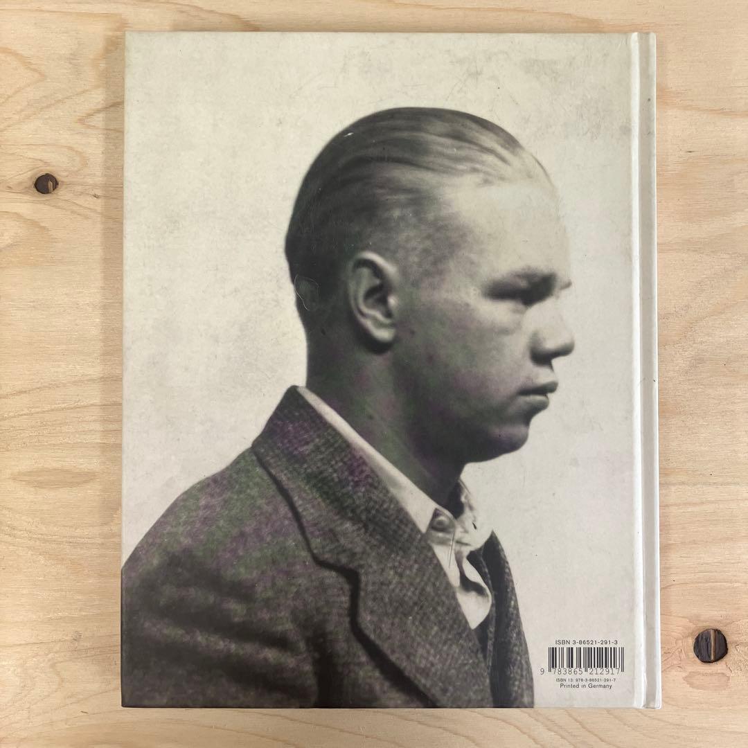 Least Wanted 写真集