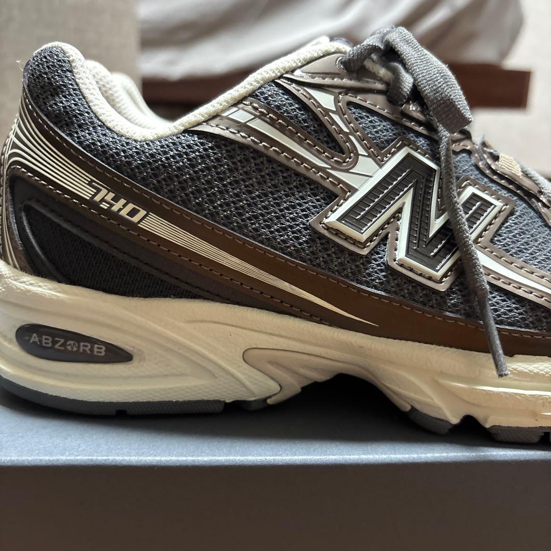 New Balance U740/スニーカー
