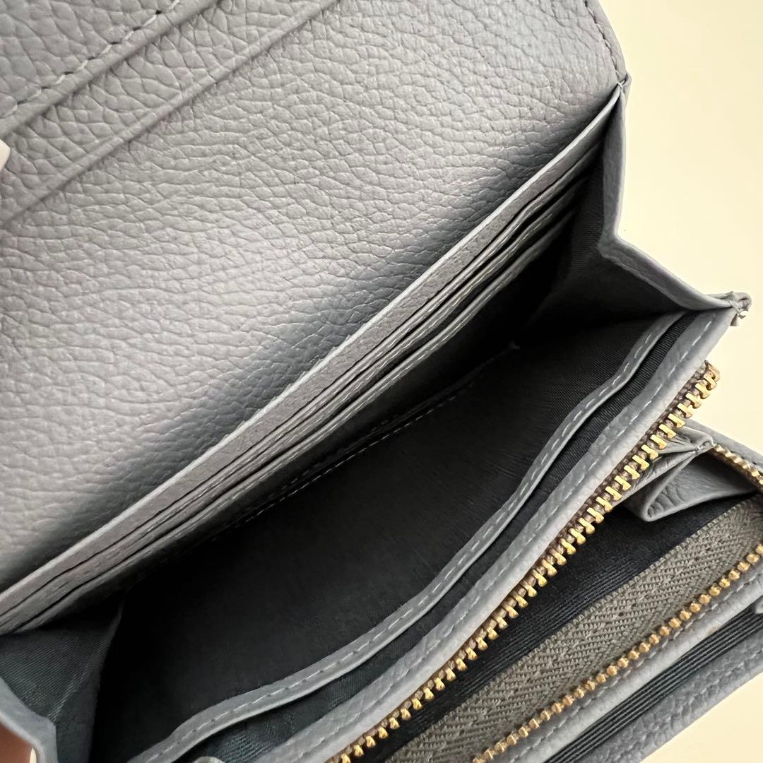 美品　marie claire マリクレール　二つ折り財布　牛革