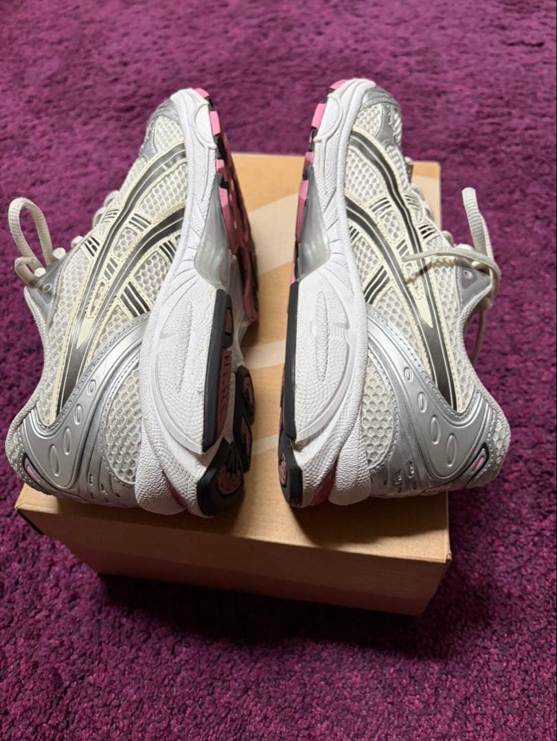asics gel kayano14 ホワイトシルバーピンク