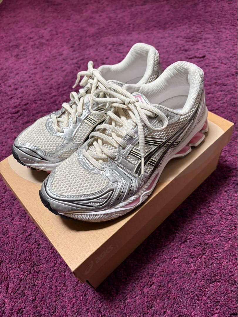 asics gel kayano14 ホワイトシルバーピンク