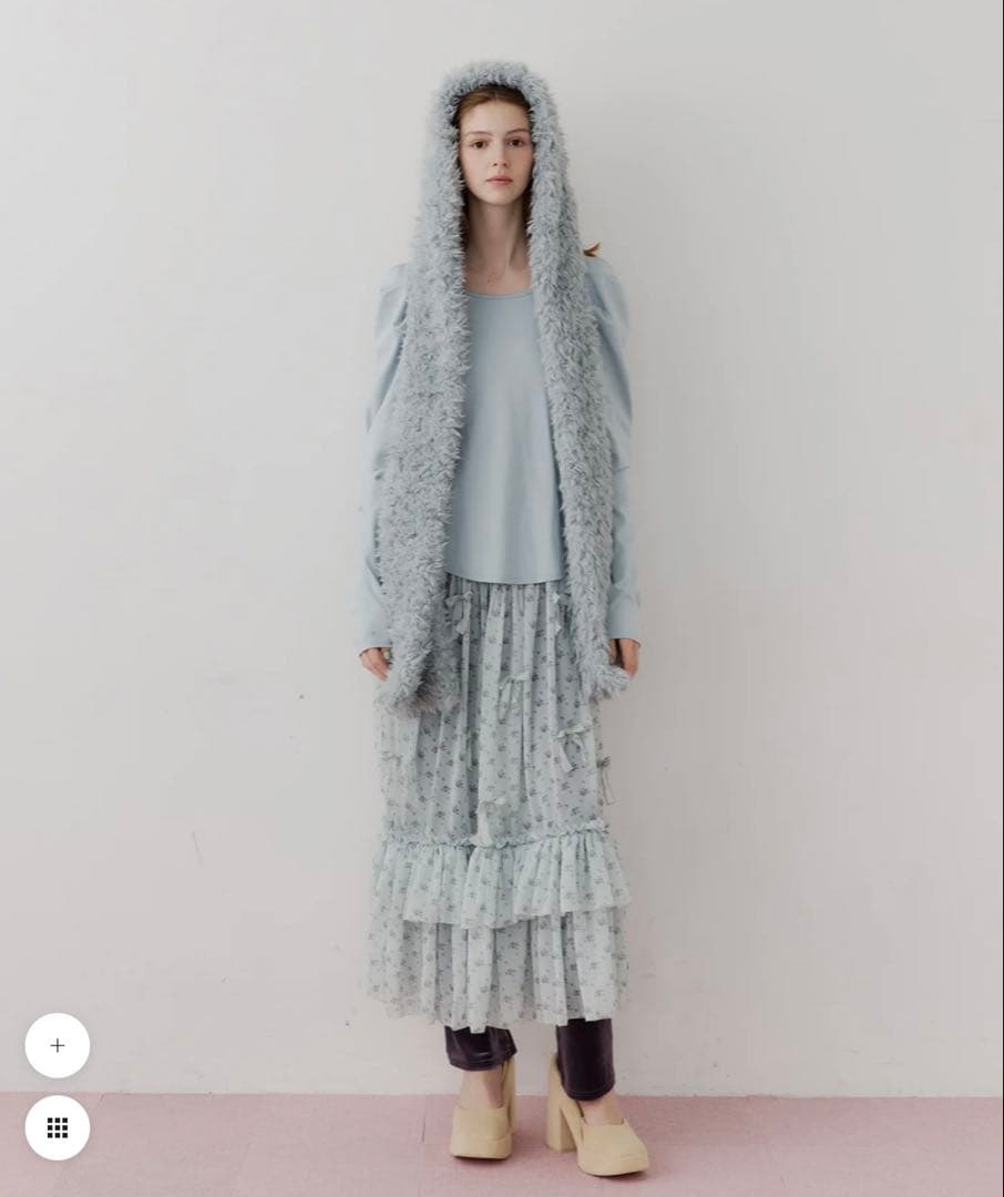 【新品未使用】LA BELLE ETUDEムートンマフラー