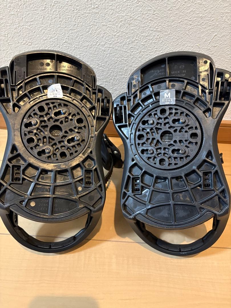 FLUX ビンディング Mサイズ24-25ホワイト