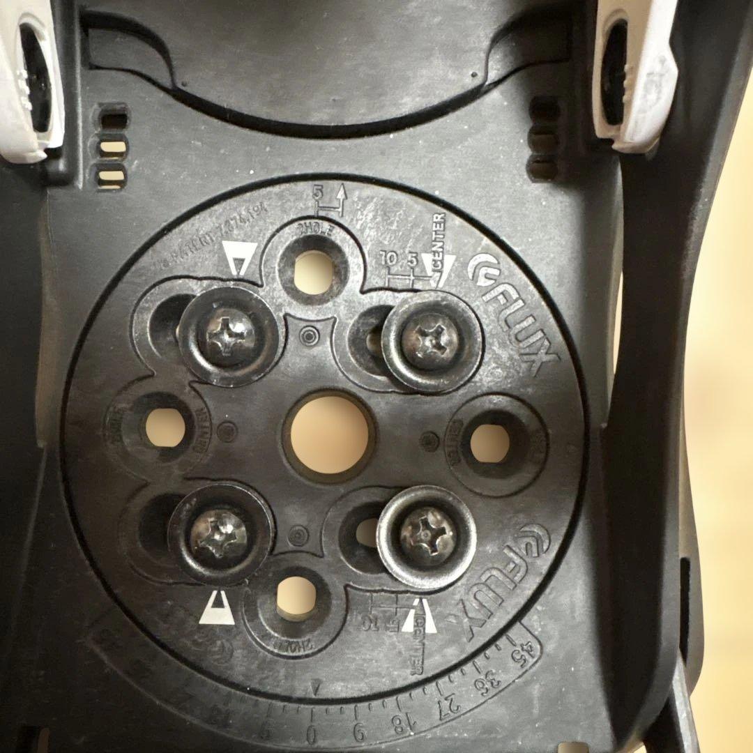 FLUX ビンディング Mサイズ24-25ホワイト